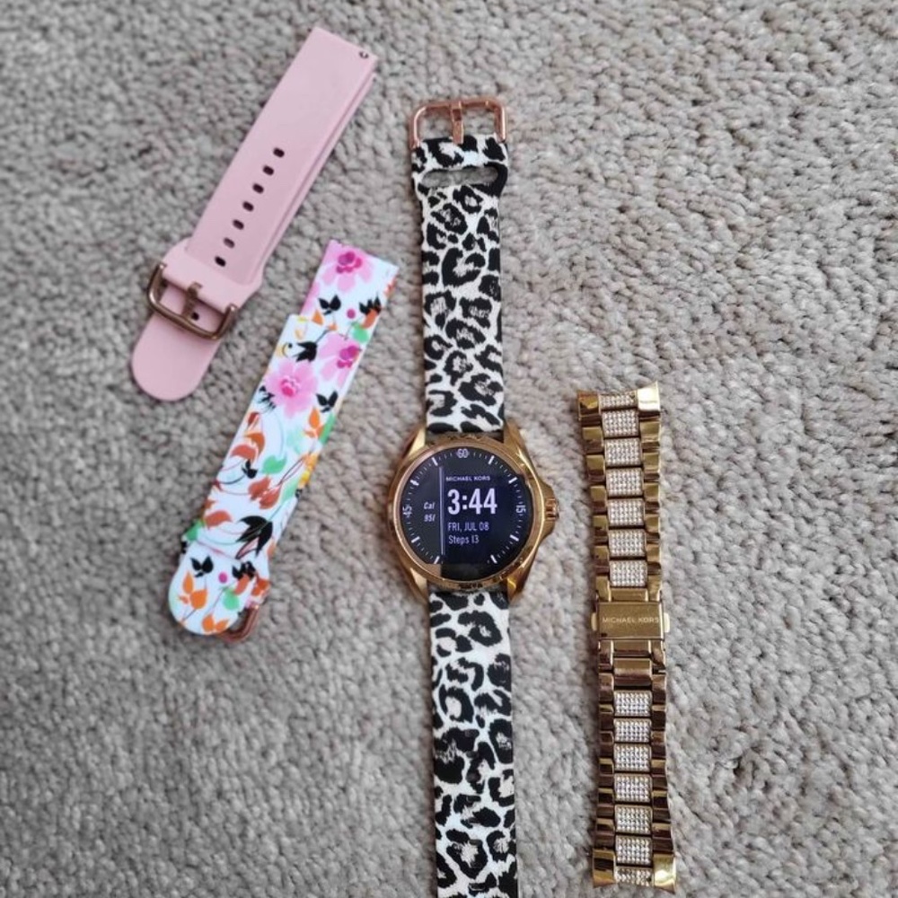 Michael Kors Bradshaw Smart Watch w/ extra bands